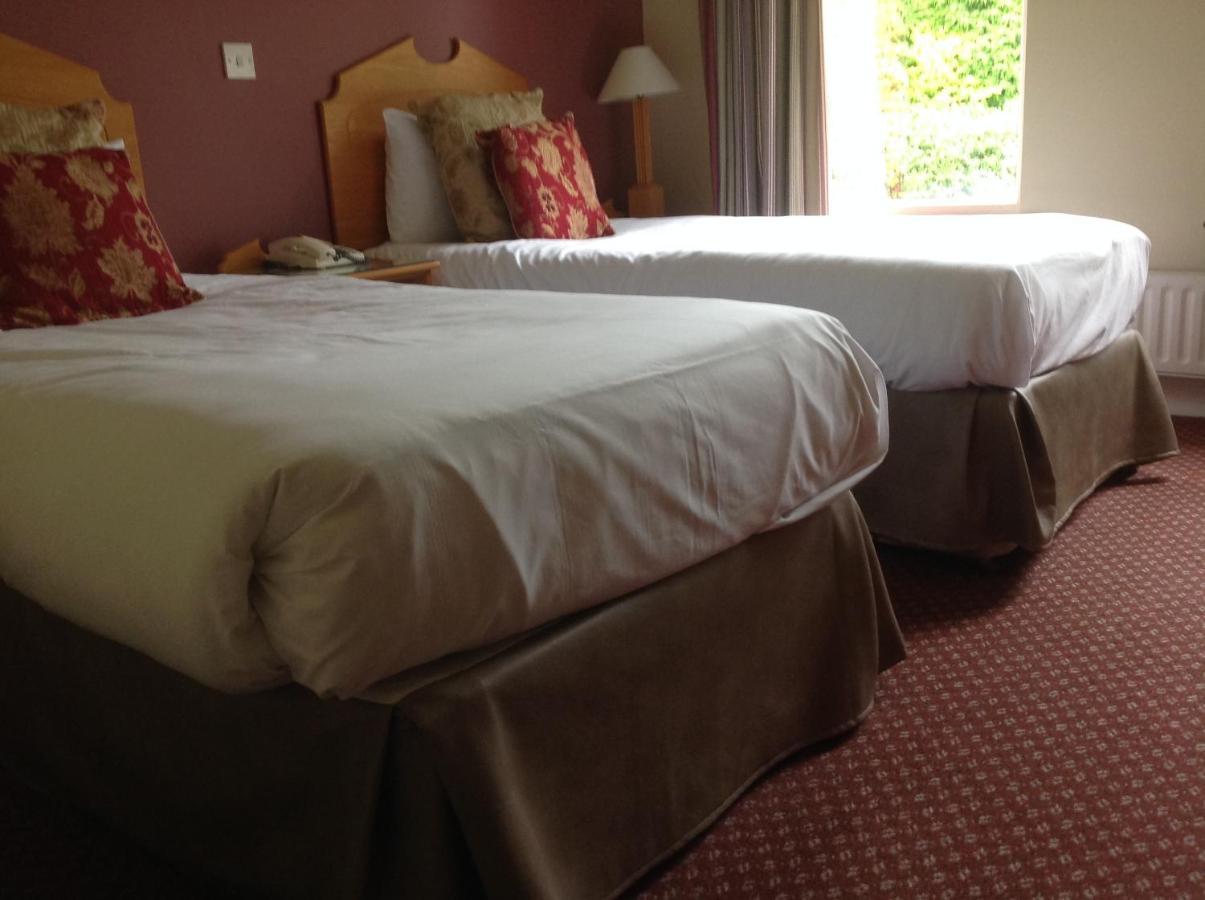 Glenwood House Hotel Carrigaline Quarto foto